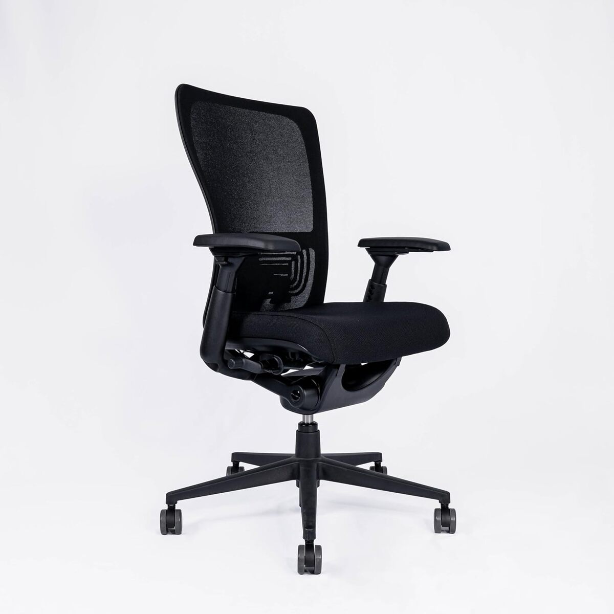 Test de la chaise de bureau ergonomique Haworth Zody : confort et mobilité