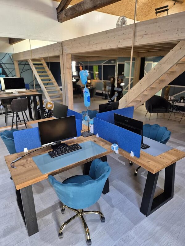 Wood4you - Bureau d'angle - Vancouver Bois torréfié - 190/160 cm - bureau bois massif - industriel - bureau en l