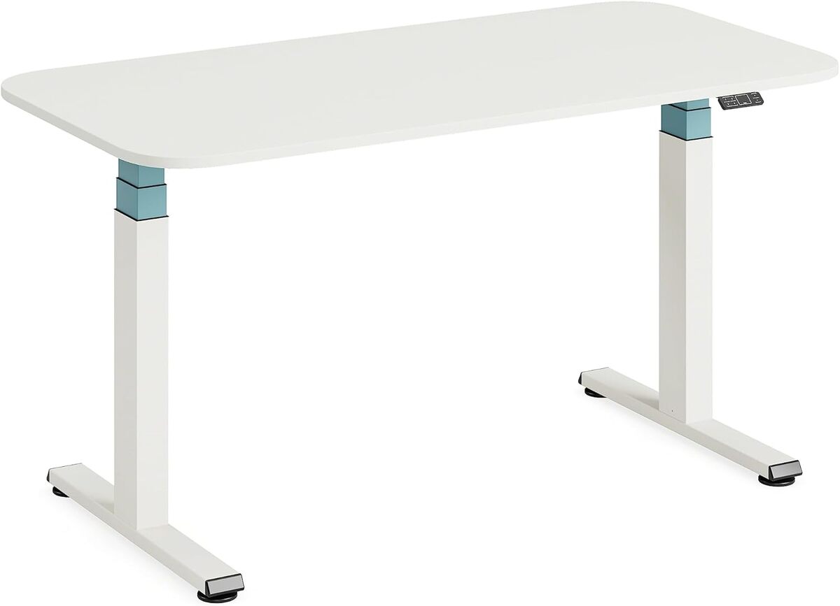 Test du bureau réglable Steelcase Solo, plateau Snow, base Pearl