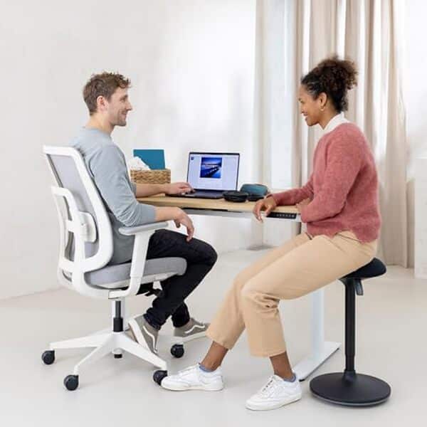Découvrez notre test complet de la chaise de bureau Ergotopia PureBack : design ergonomique, confort inégalé, amélioration de la posture. Indispensable pour votre espace de travail.